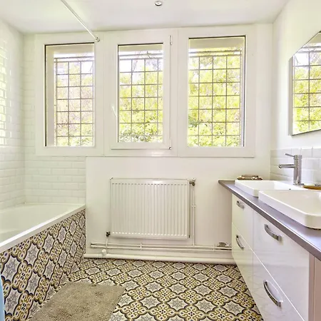 Maison Avec Jardin Et Terrasses, A 10 Min De La Plage, 6 Ch, 12 Pers, Wifi, Proche Commerces * Arcachon